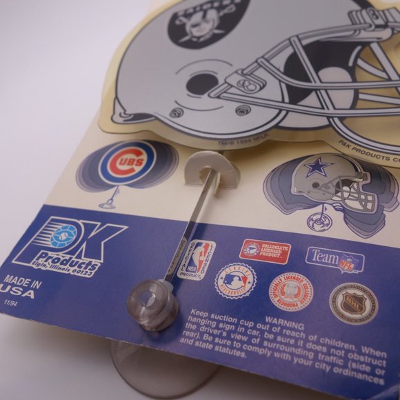 Oakland Raiders Fan Waves Suction Cup Mounted Window Sign New with Packaging - Picture 2 of 9